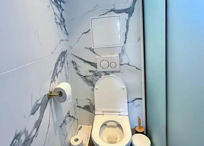 Bright Cocoon Floor - Chez Ela * フォンテーヌブロー