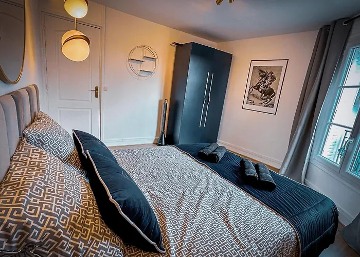 アパート Bright Cocoon Floor - Chez Ela フォンテーヌブロー